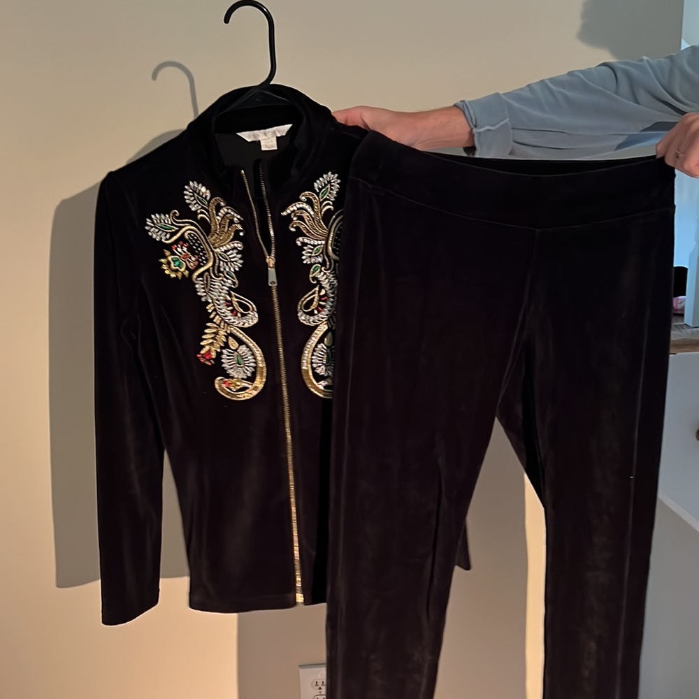 New. Boston proper zip up jacket and pants. Sweat suit.
